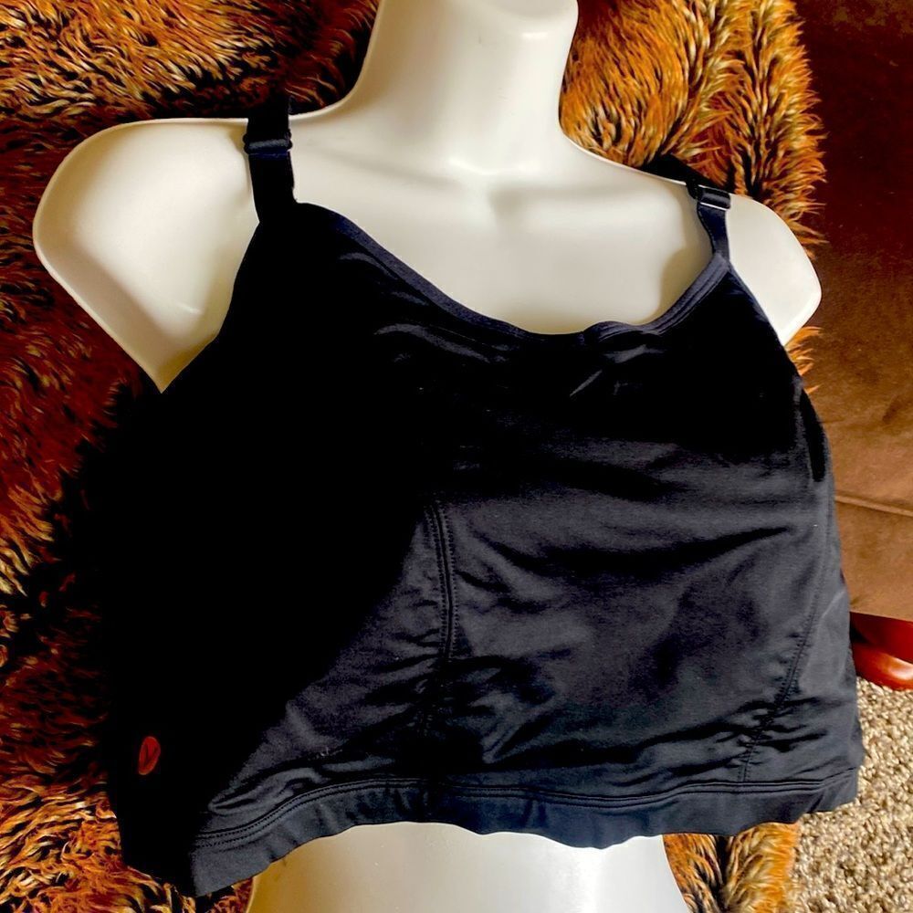 Lane Bryant LIVI Sports Bra Black low impact no wire 26/28